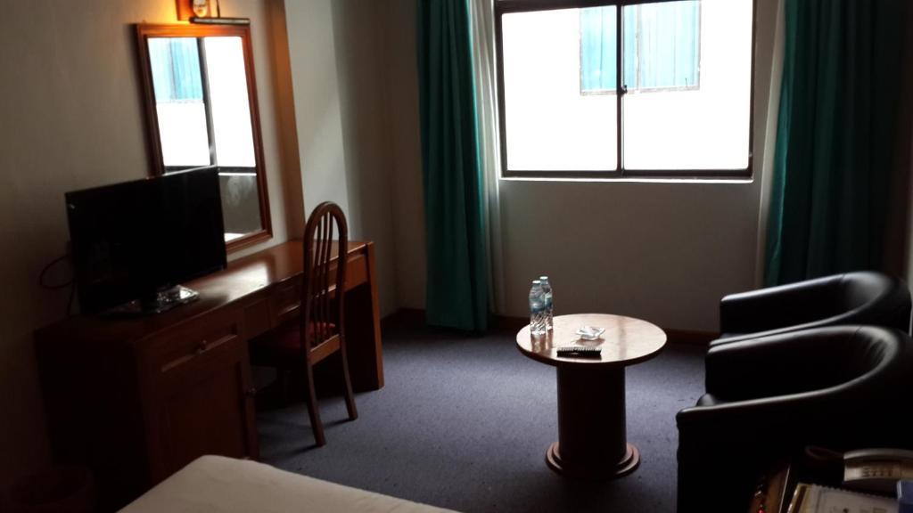 Marina Sentosa Hotel Batam Nagoya Buitenkant foto